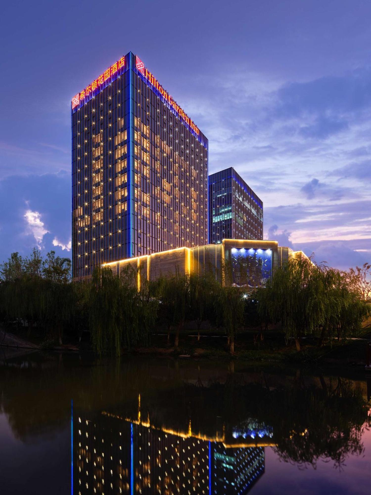 Hilton Garden Inn Hangzhou Xixi Zijingang Esterno foto